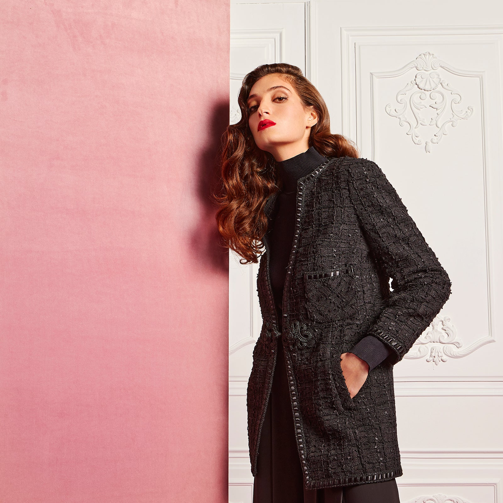 Long jacket in black tweed