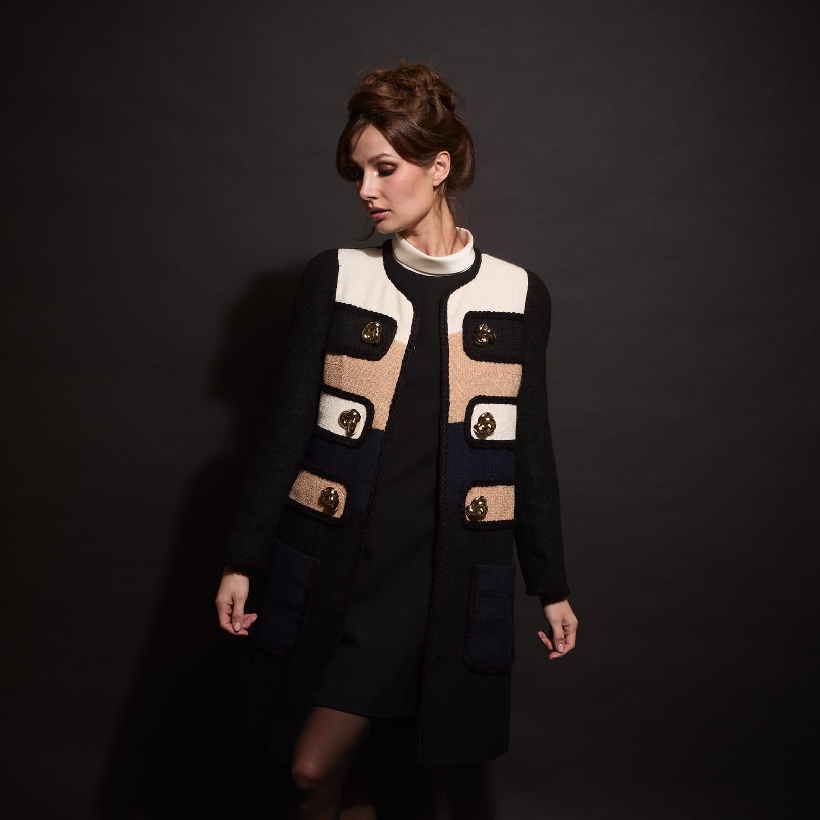 Manteau Laine Tricolore Boutons Fantaisie (090217/923)