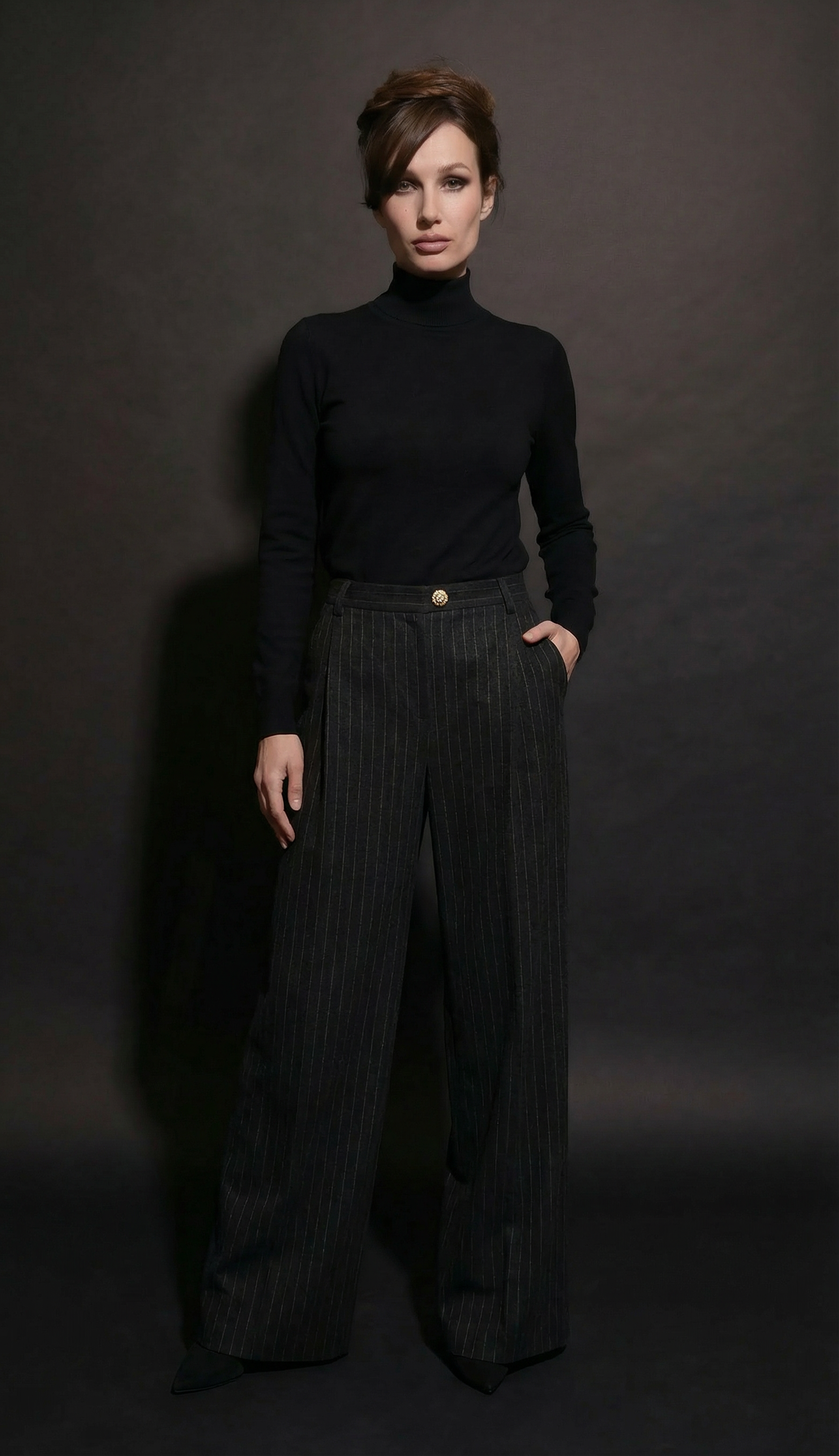 Striped Wool-Blend Tailored Pants with Gold Button (090902/911)