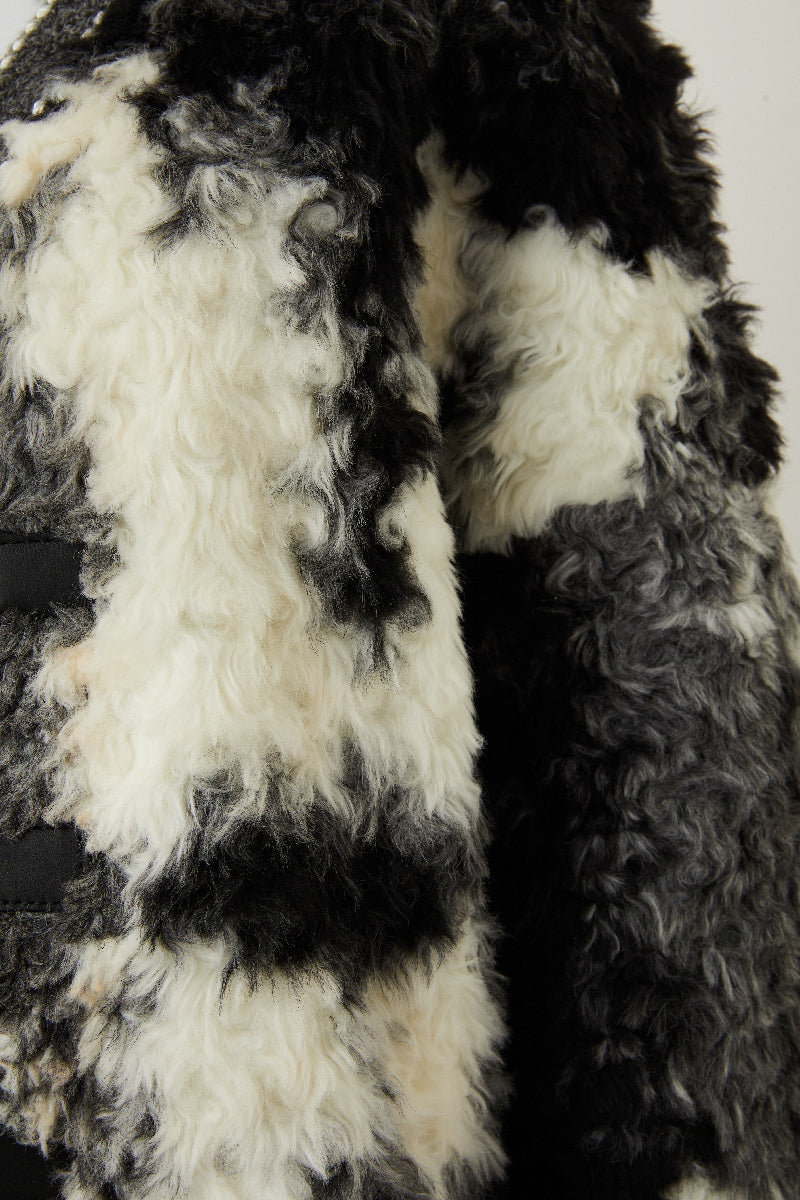 Shearling-Effect Contrast Coat with Gold-Tone Clasps (090203/905)