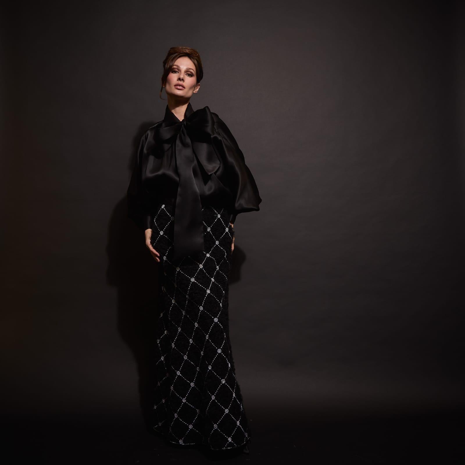 Black Textured A-Line Maxi Skirt with Lattice Pattern (091109/938)
