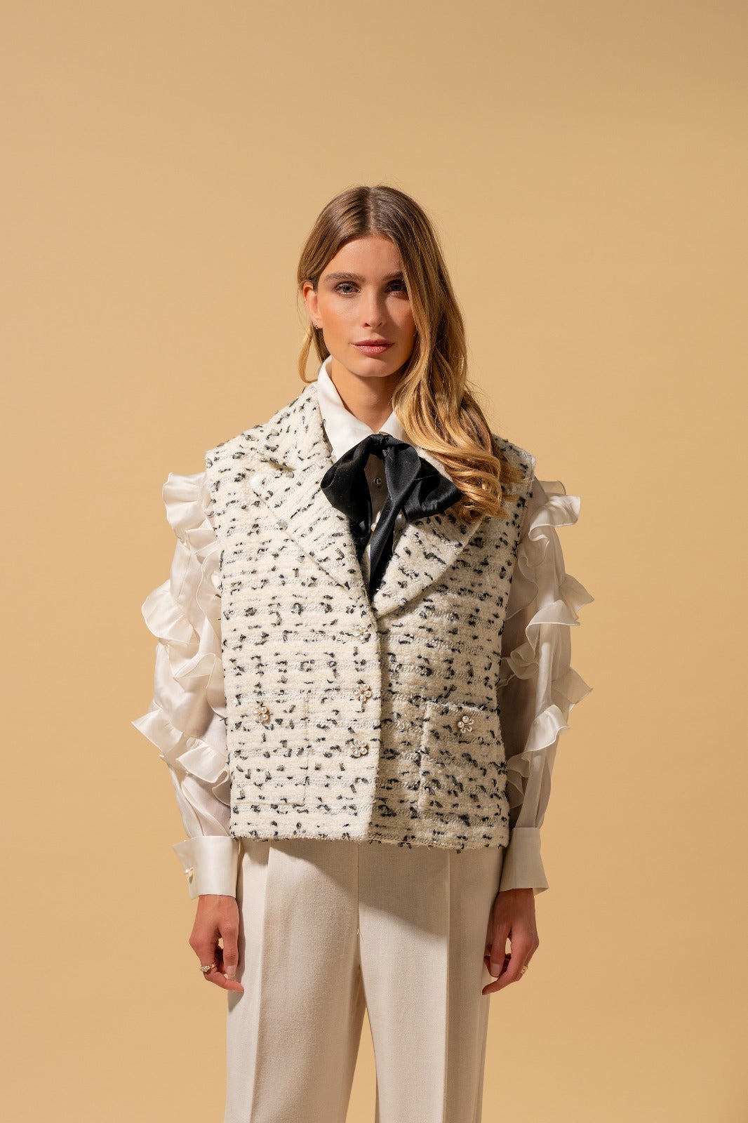 Plaid Gilet with Tailored Lapel (090304/906)